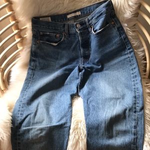 Levi’s Wedgie straight